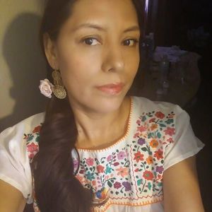 Meet your Posher, Manuela